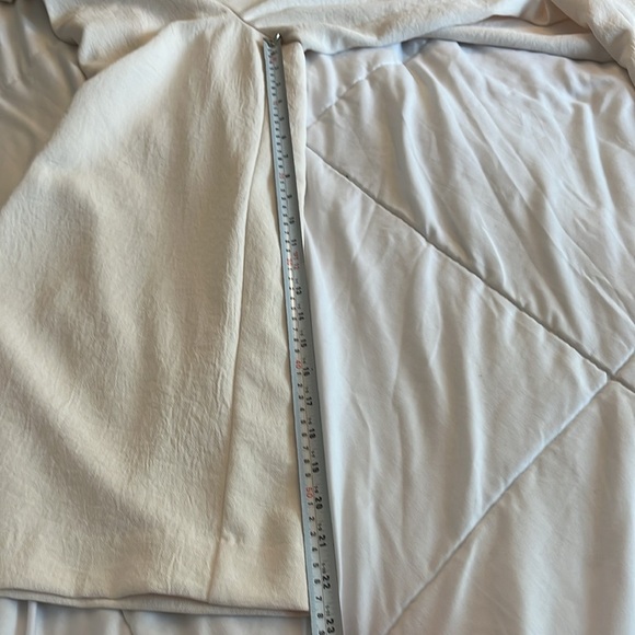 WILFRED 
Écoulement Jumpsuit. Cream  color size 00 - Picture 16 of 16